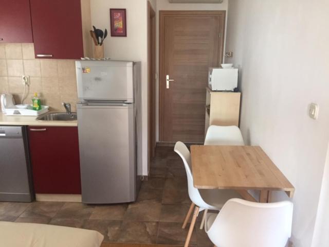 Apartments Karaman Подстрана Экстерьер фото